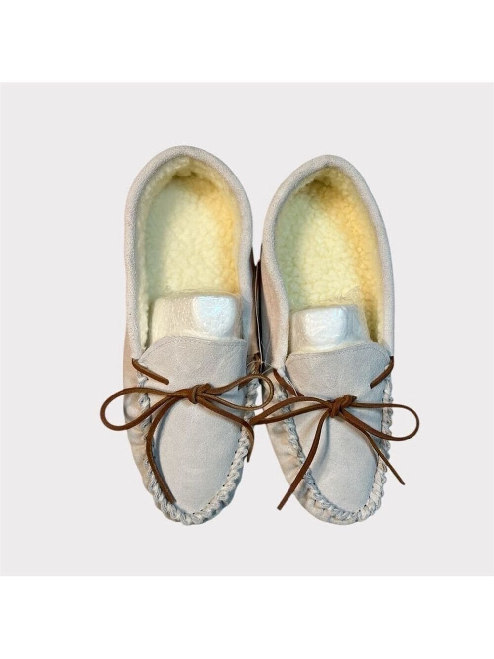 NEW Womens sz 6 VINTAGE Leather Moccasin Slippers Shearling Warm NWT Cream White